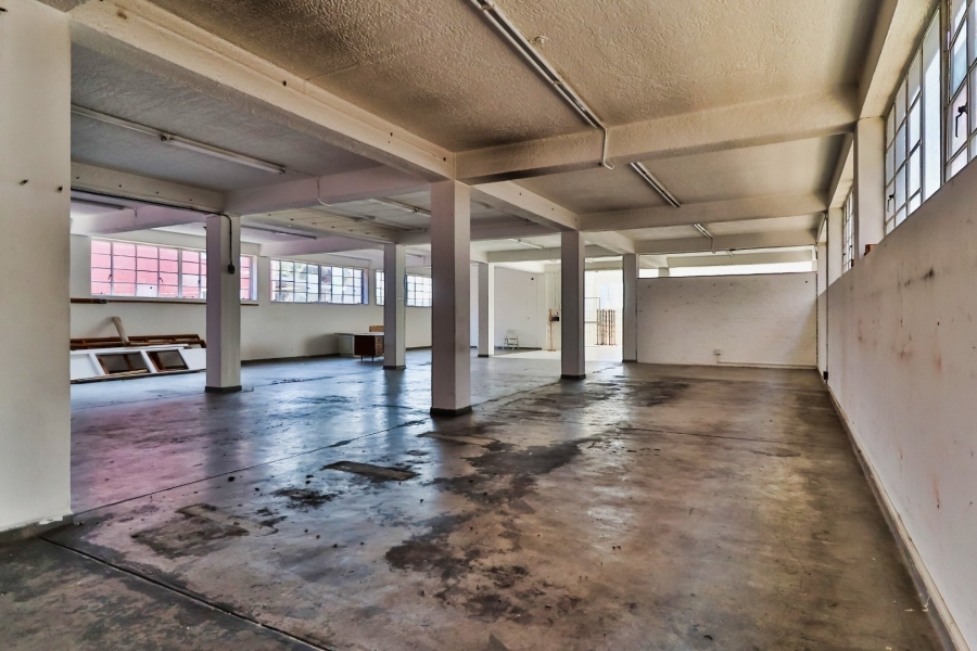 To Let  Bedroom Property for Rent in Woodstock Western Cape